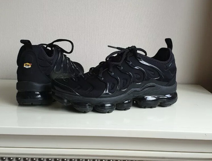 vapormax plus size 9 